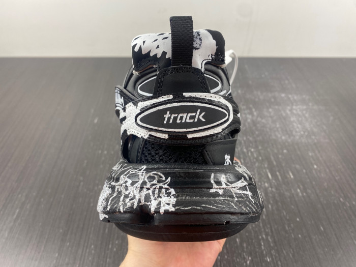 Ba*len*cia*ga track sneaker
