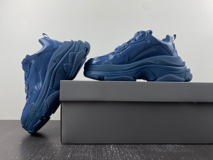Ba*len*cia*ga triple s sneaker 80000129