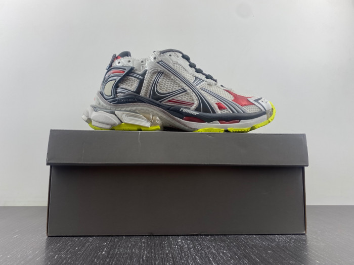 Ba*len*cia*ga runner sneaker