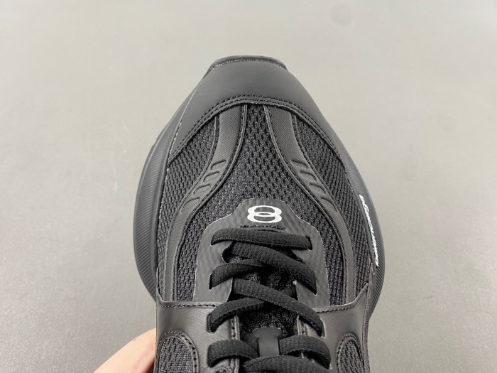 Ba*len*cia*ga sneaker