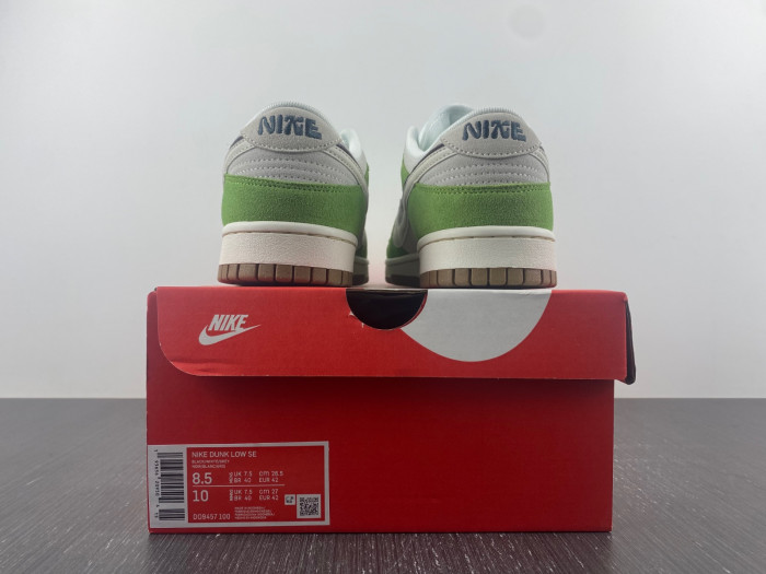 nike dunk low se 85