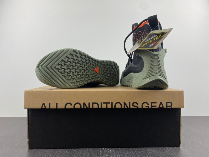 nike acg air terra antarktik