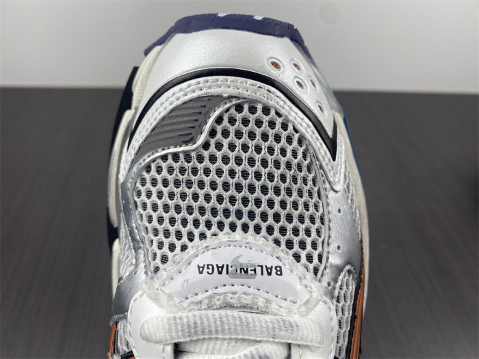 Ba*len*cia*ga runner sneaker