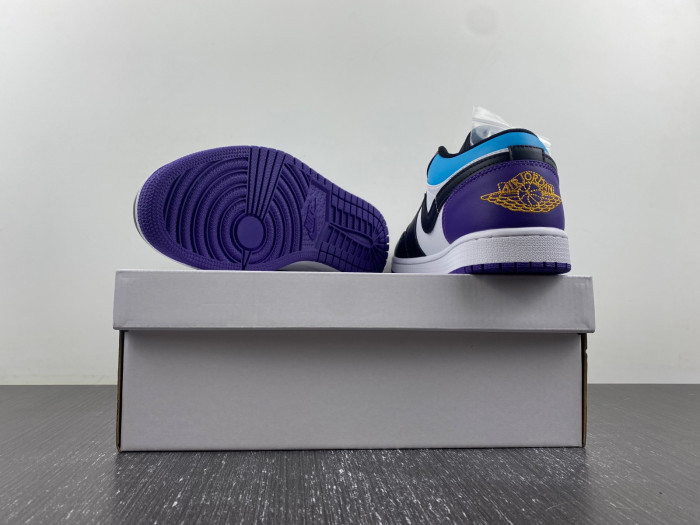 air jordan 1 low surF**es with aqua tones 553558-154