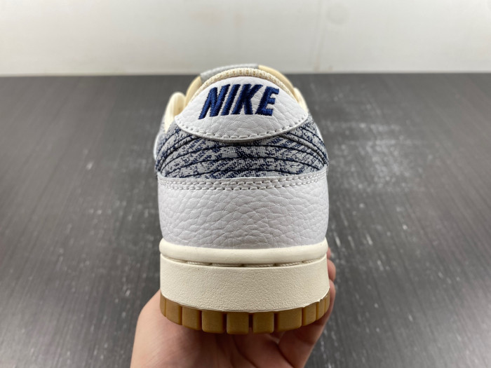 nike dunk low new americana washed denim fn6881-100
