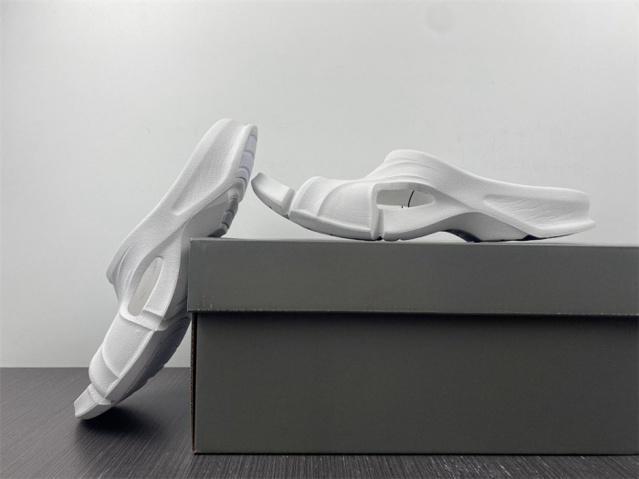 balenciag* sandal13