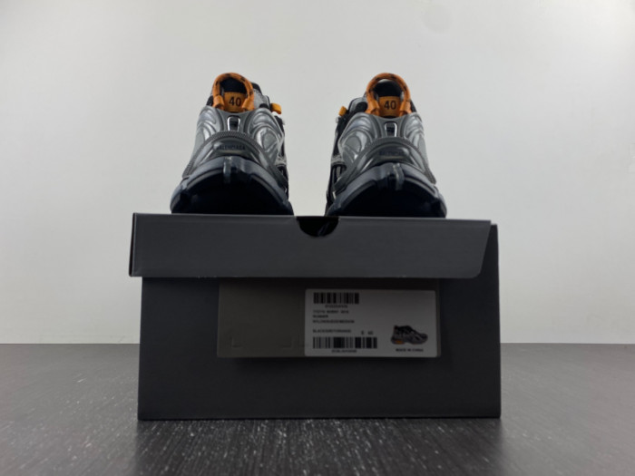 Ba*len*cia*ga runner sneaker