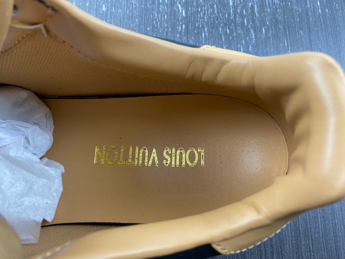 lv snekaers l0000101