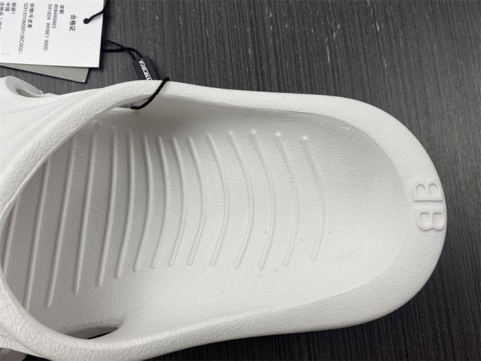 balenciag* sandal13