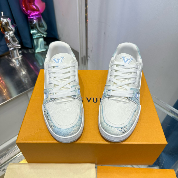 lv snekaers l0000140
