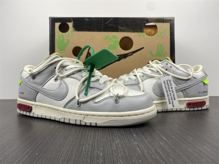 dunk low “25 of 50” dm1602-121