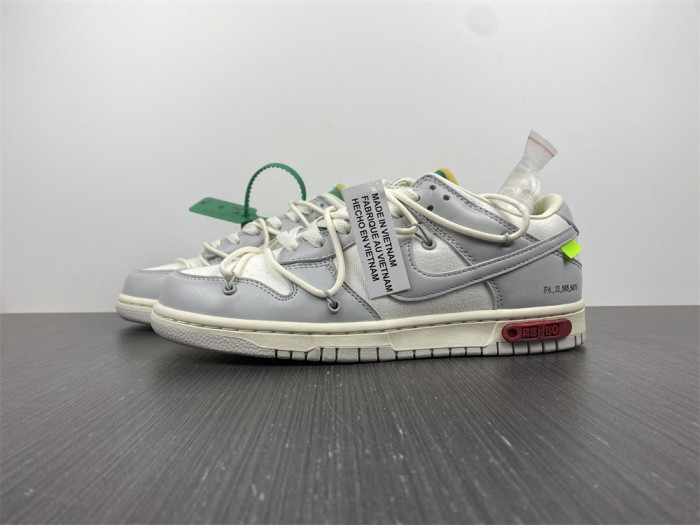 dunk low “25 of 50” dm1602-121