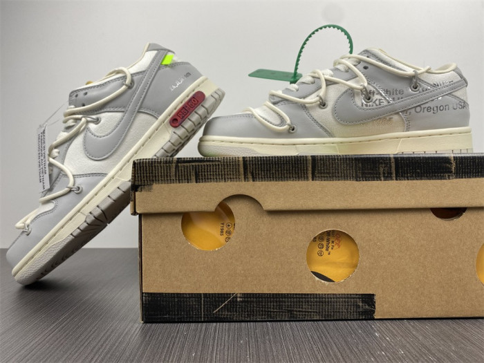 dunk low “25 of 50” dm1602-121