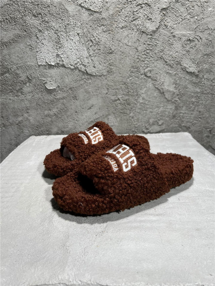 balenciag* sandal bs52