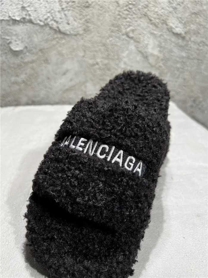 balenciag* sandal bs55