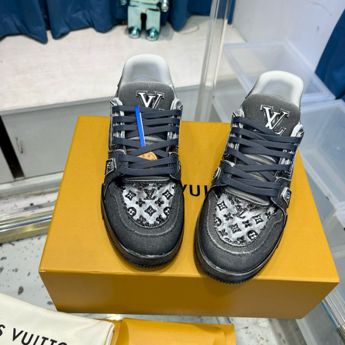 lv snekaers l0000241