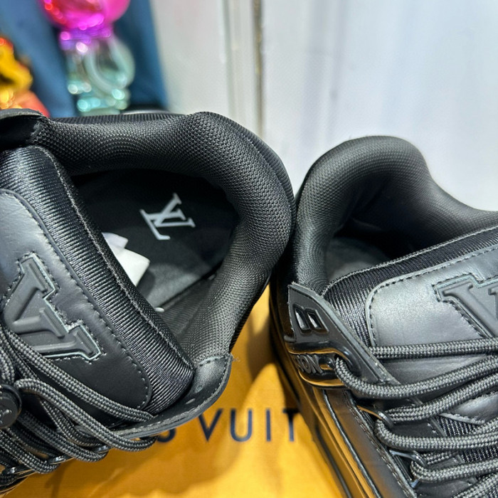 lv snekaers l0000138