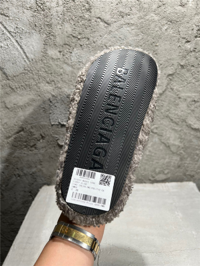 balenciag* sandal bs56