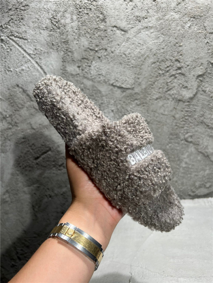 balenciag* sandal bs56