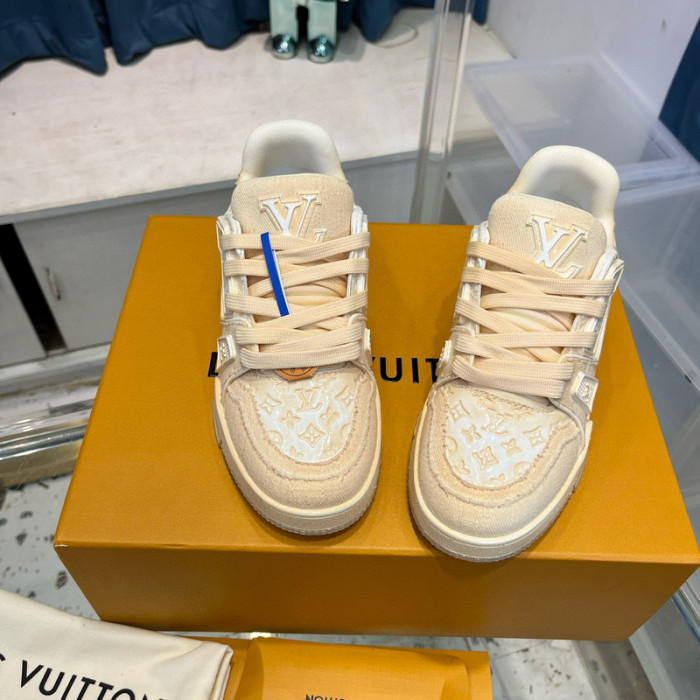 lv snekaers l0000242