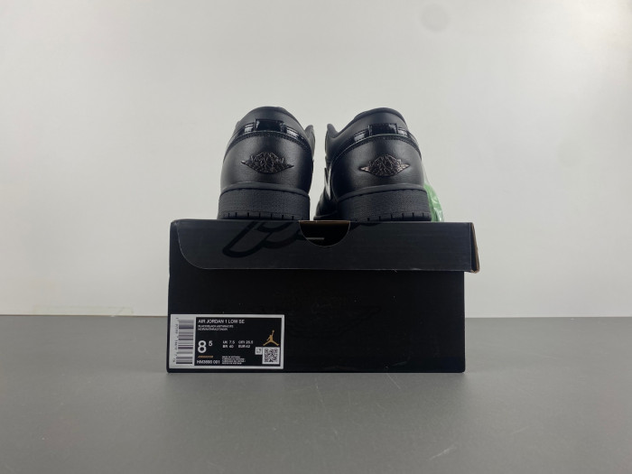 air jordan 1 low “black cat mascot” hm3690-001