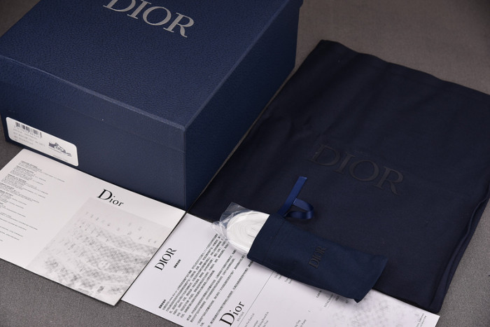 dio* b57 sneakers d5704