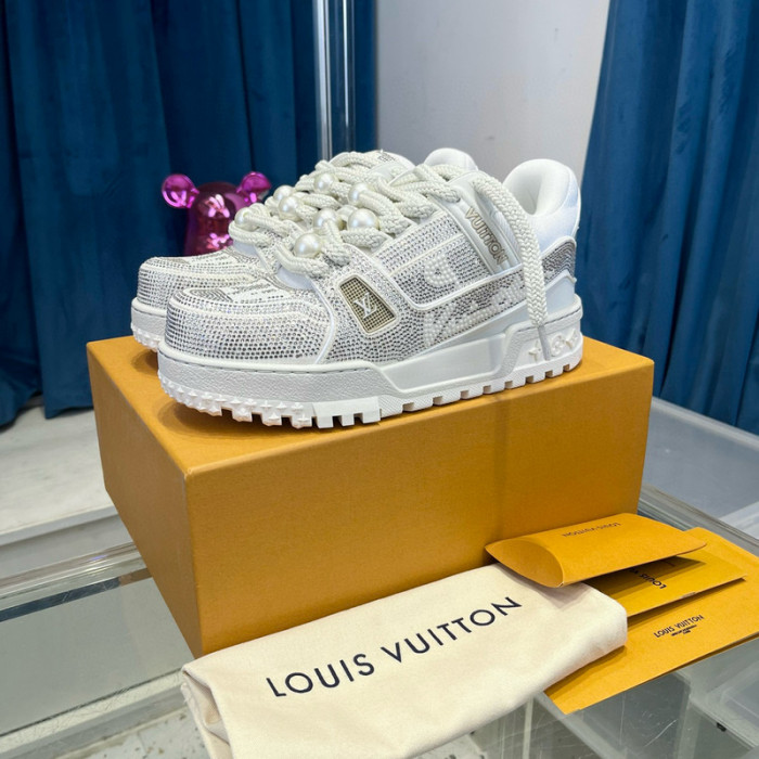 lv snekaers l0000230
