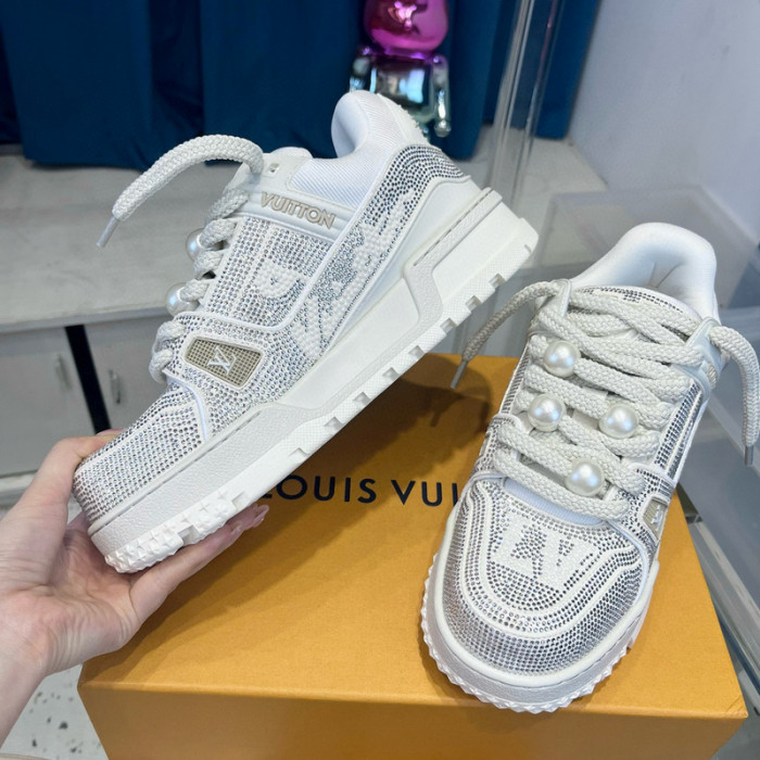 lv snekaers l0000230