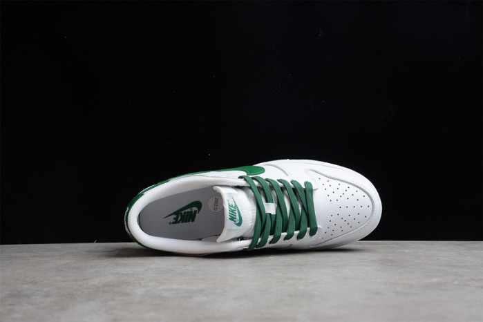 nike dunk low “green noise”dd1503-112