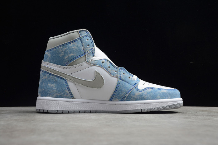 air jordan 1 high og “hyper royal” 555088-402