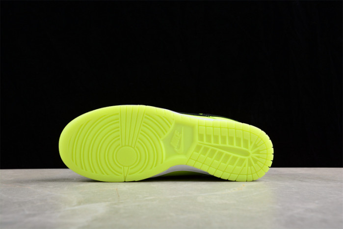nike dunk low “glow in the dark” fj4610-702