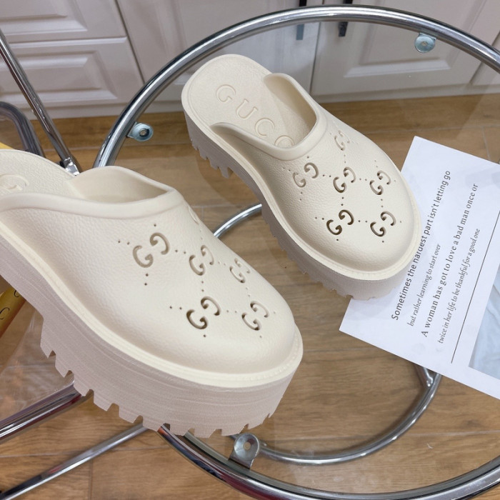gucc* sandal105