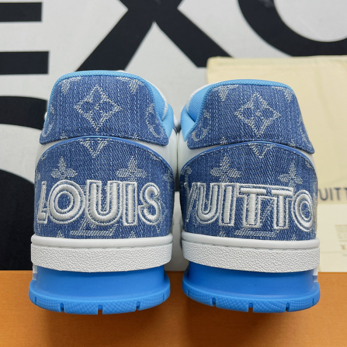lv snekaers l000077