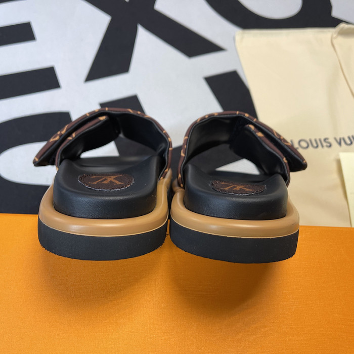 l&v sandal 32
