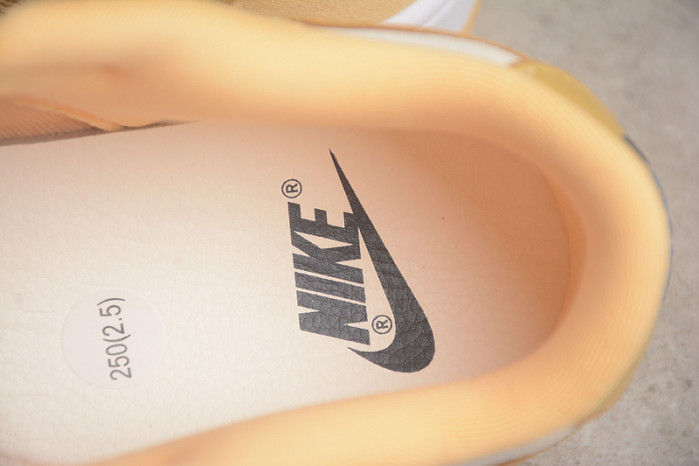 nike dunk low celestial gold suede dv7411-200