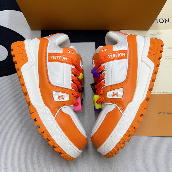 lv snekaers l0000121