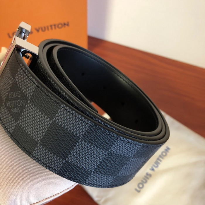 l*v belt 02