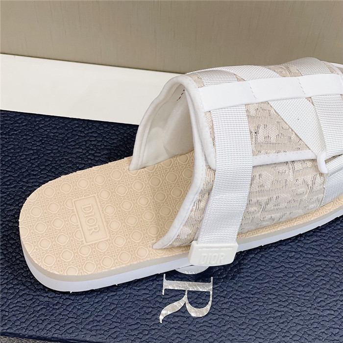 dio* sandals ds23