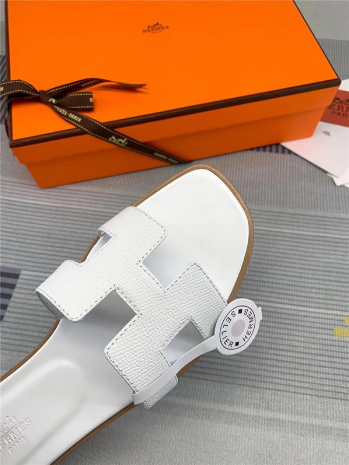 herme* sandal hs70