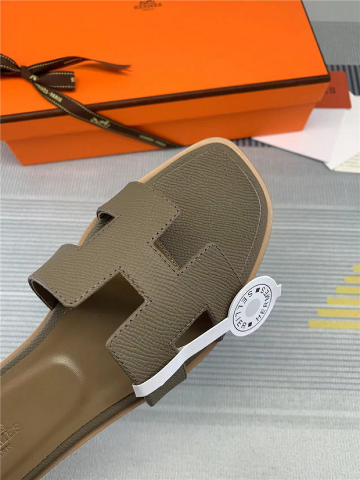 herme* sandal hs91