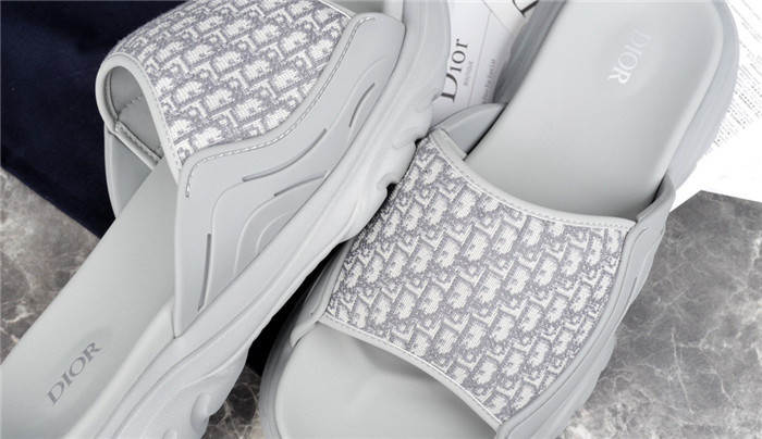 dio* sandals ds35