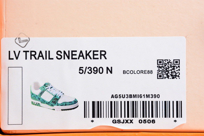 lv snekaers l000047