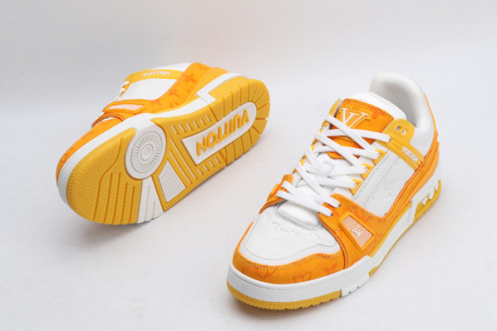 lv snekaers l000051
