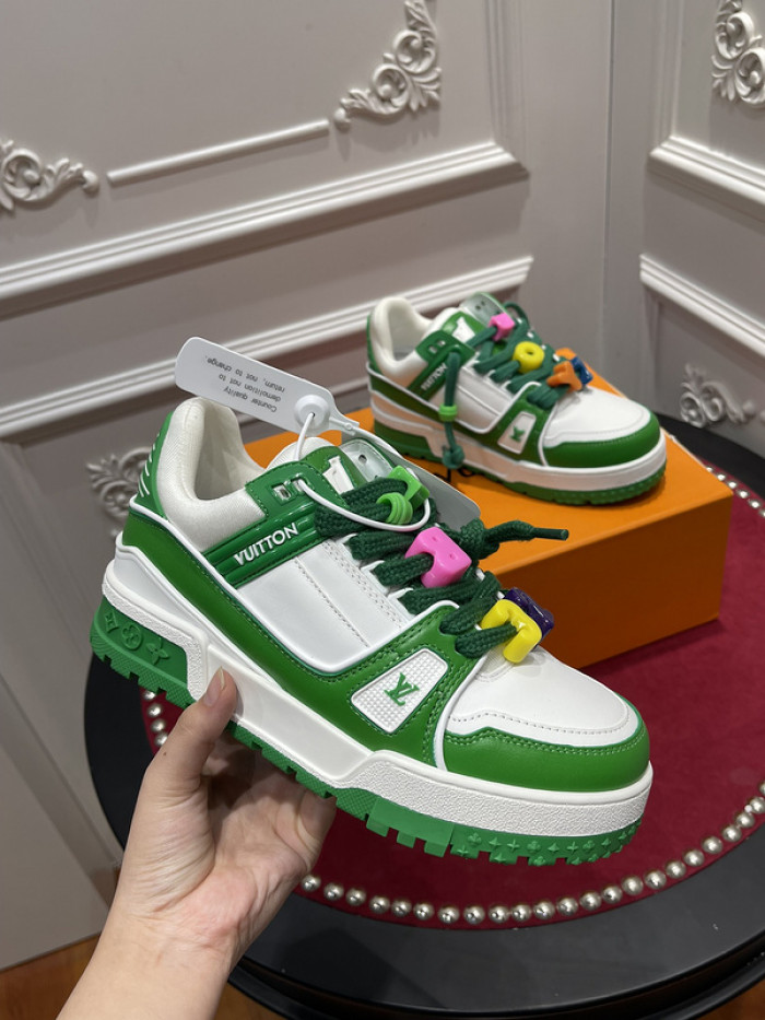 lv snekaers l000058