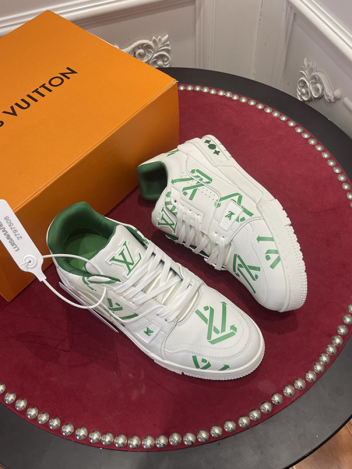 lv snekaers l000068