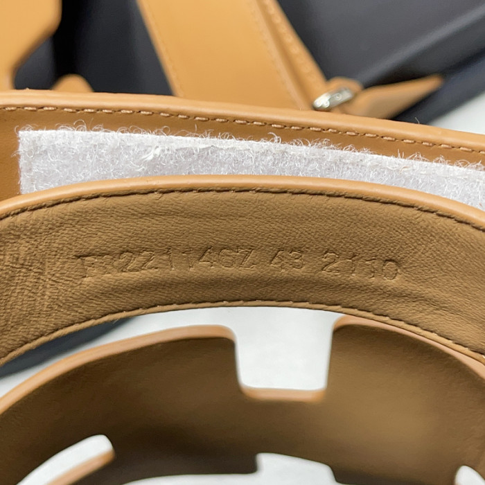 herme* sandal 43