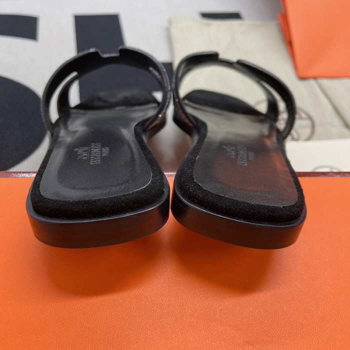 herme* sandal 33