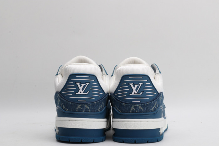 lv snekaers l000050
