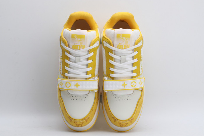 lv snekaers l000057