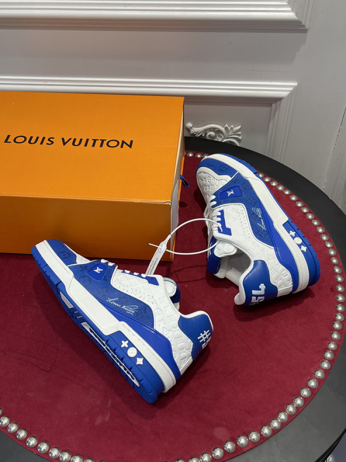 lv snekaers l000064